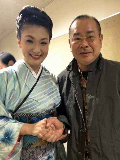市川由紀乃と馬飼野俊一先生